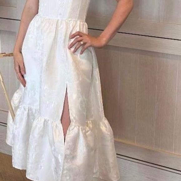 V Chapman Virgina Dress Size 2 Baroque Floral - Picture 2 of 4